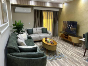 Skyline luxury suites 5 mins from Cairo Airport